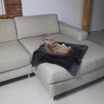 Flip Katzenbett mit wendbarer Oberfläche